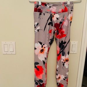 Fabletics floral patterned leggings XS